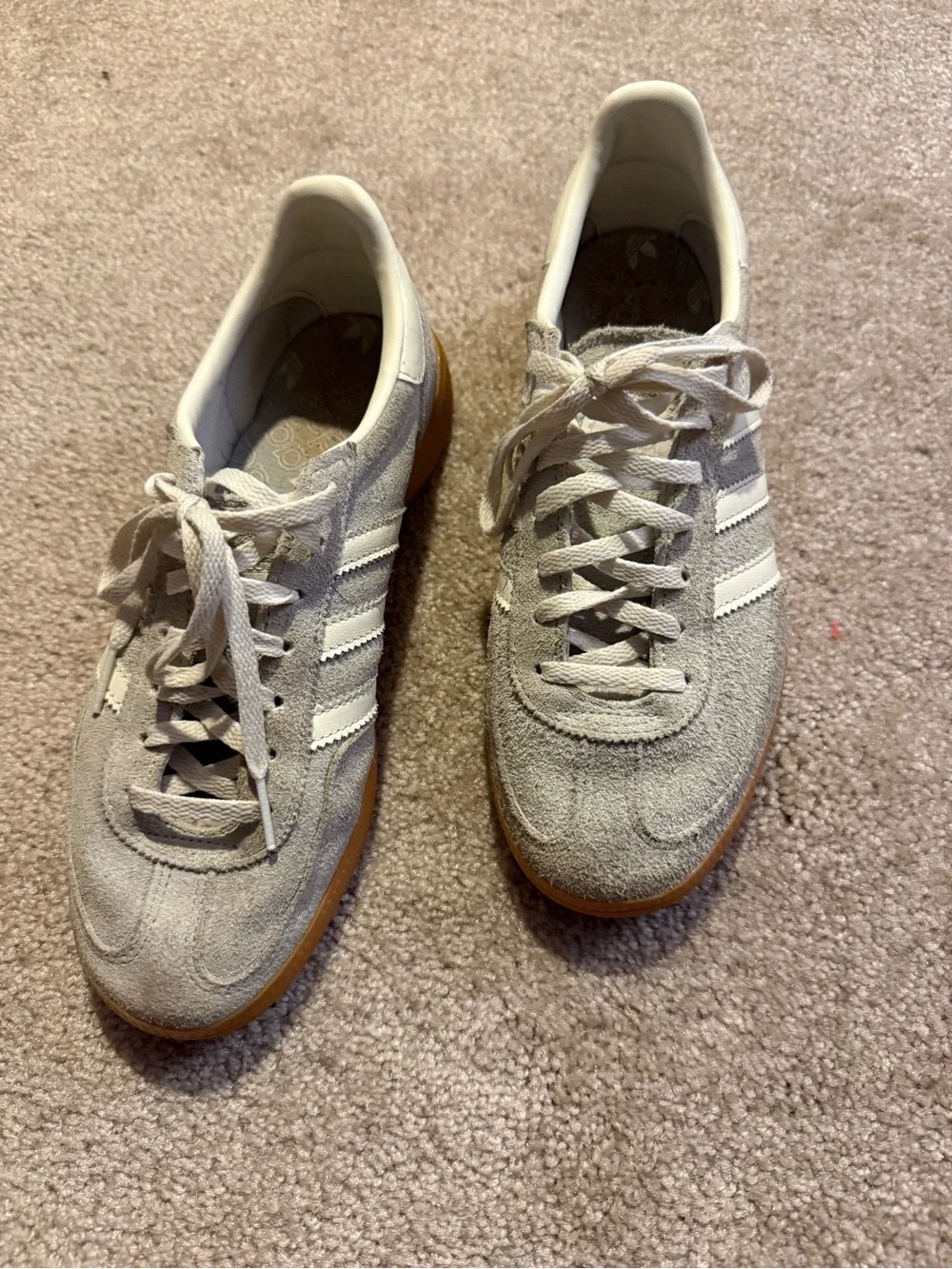 adidas Spezial Suede Sneaker in Light Grey and Gum Size 7
